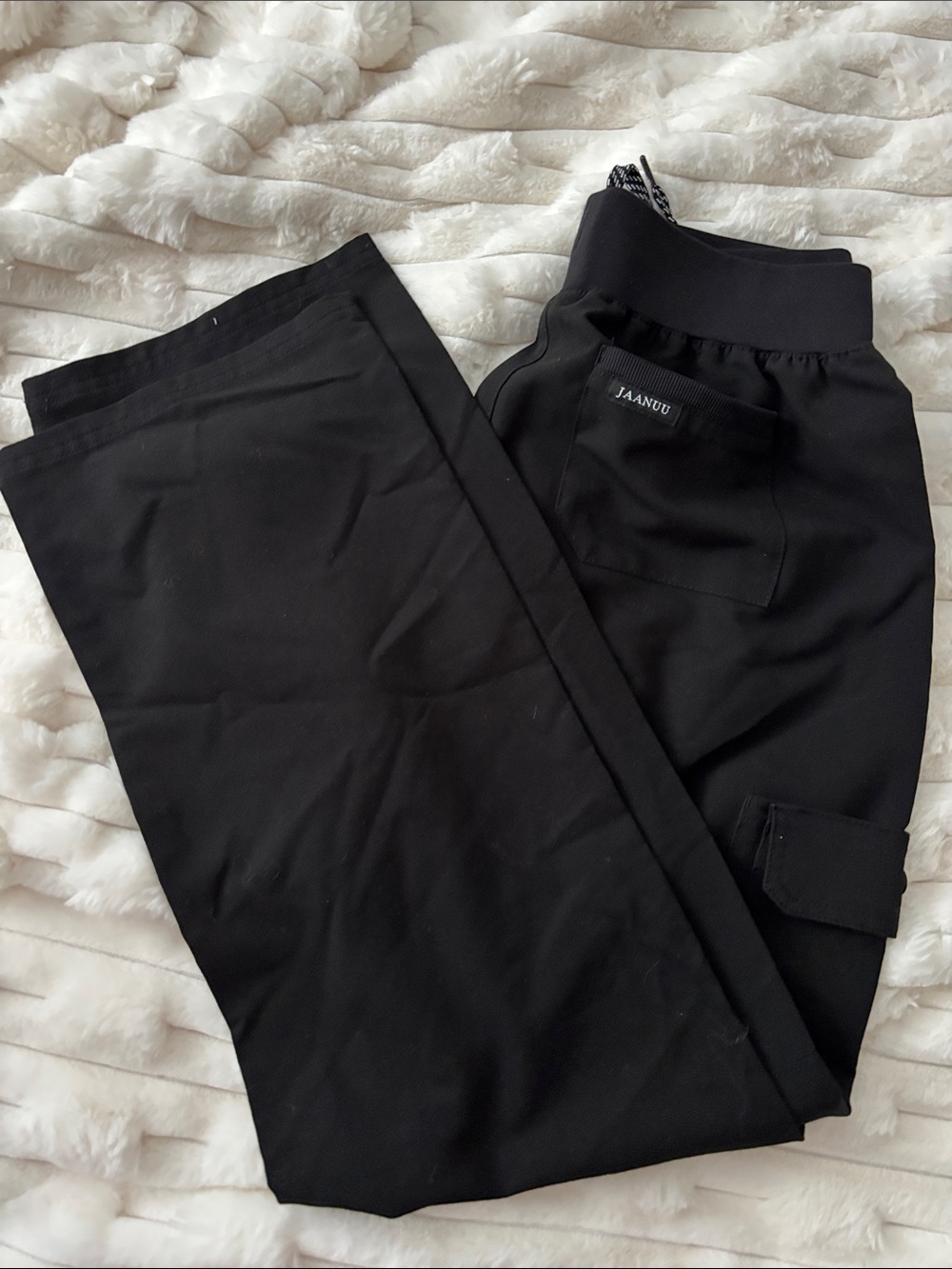 Jaanuu Black Women’s Cargo Scrub Pants